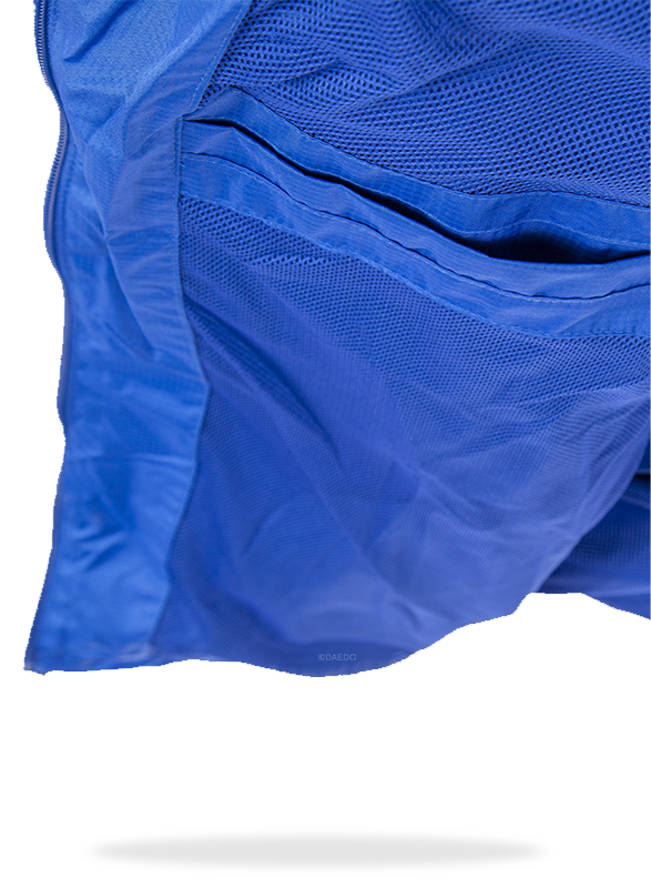 WINDBREAKER ROYAL BLUE